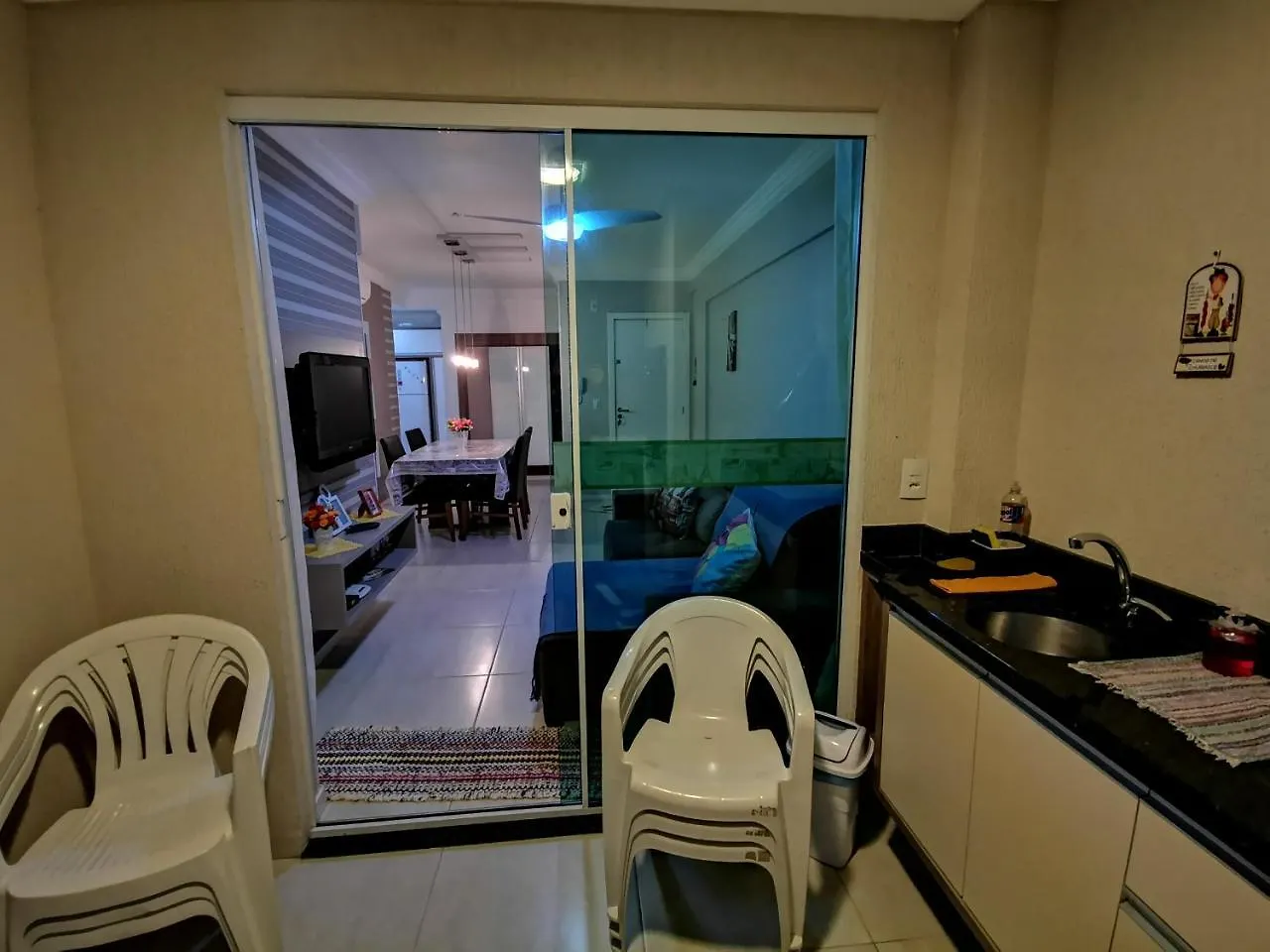 Apartamento Centro Bombinhas 0*,